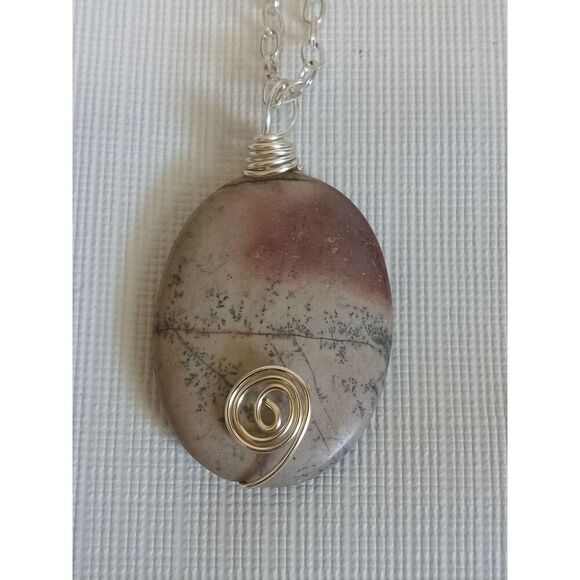 Metal Wire Wrapped Brown and Tan Oval Stone Pendant Silver Toned Chain Necklace - Picture 3 of 9
